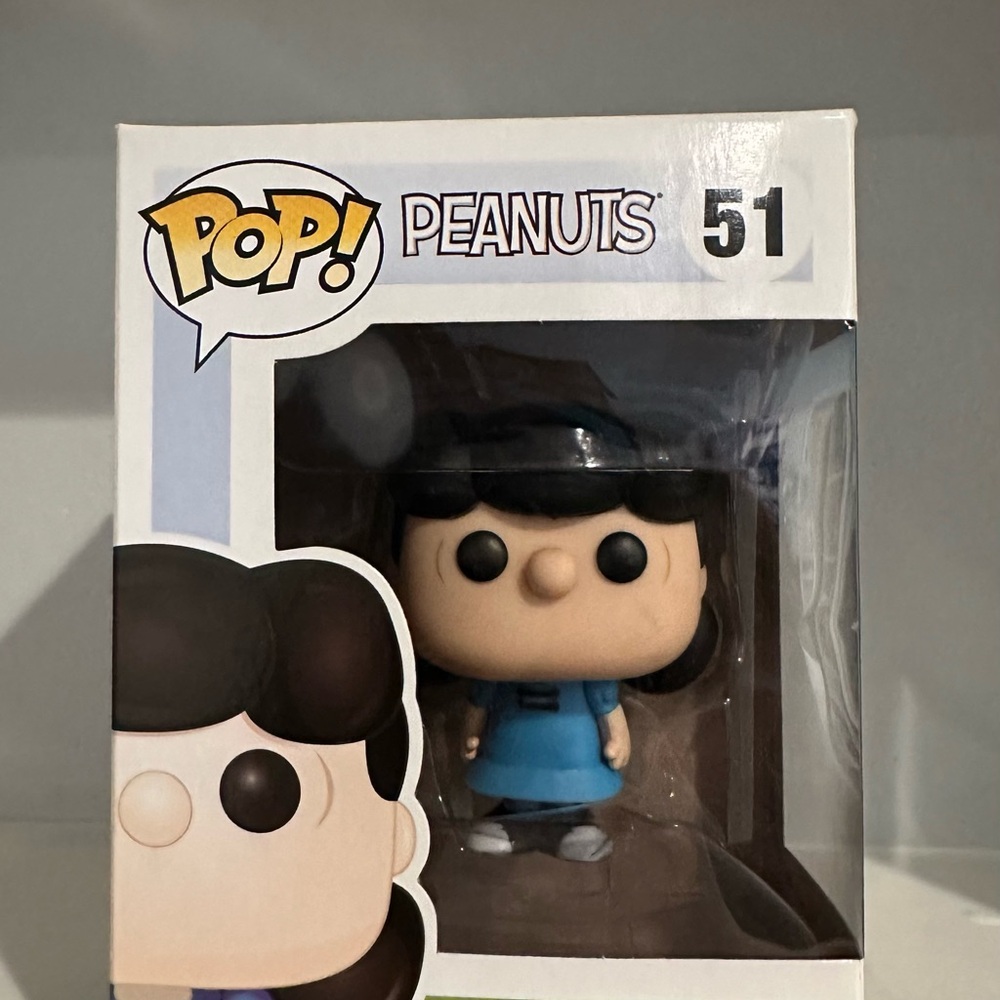 Funko Lucy Van Pelt Figure - Blue Dress, Black Hair